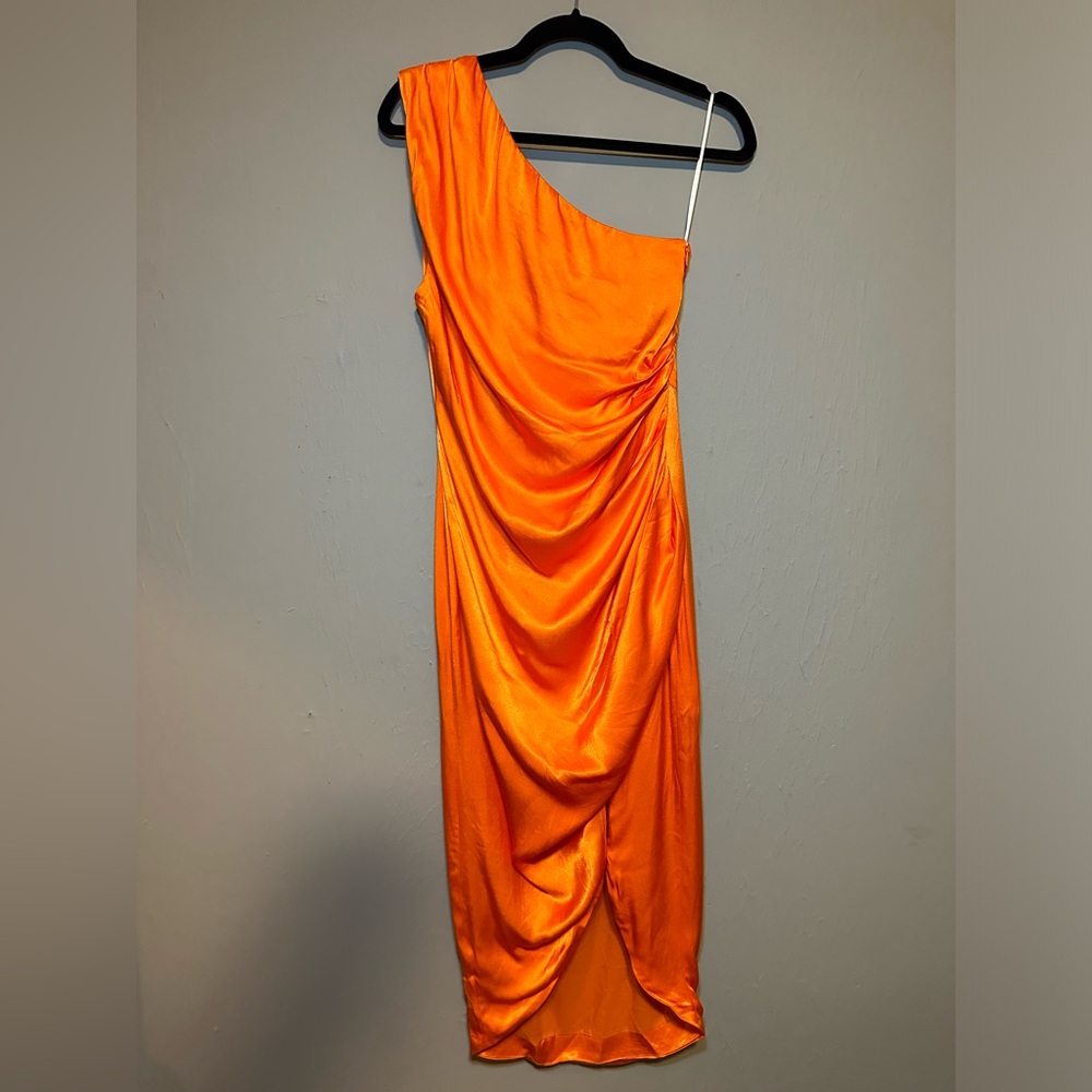 Elliatt Cassini Orange One Shoulder Midi Dress Size M - Picture 2 of 6